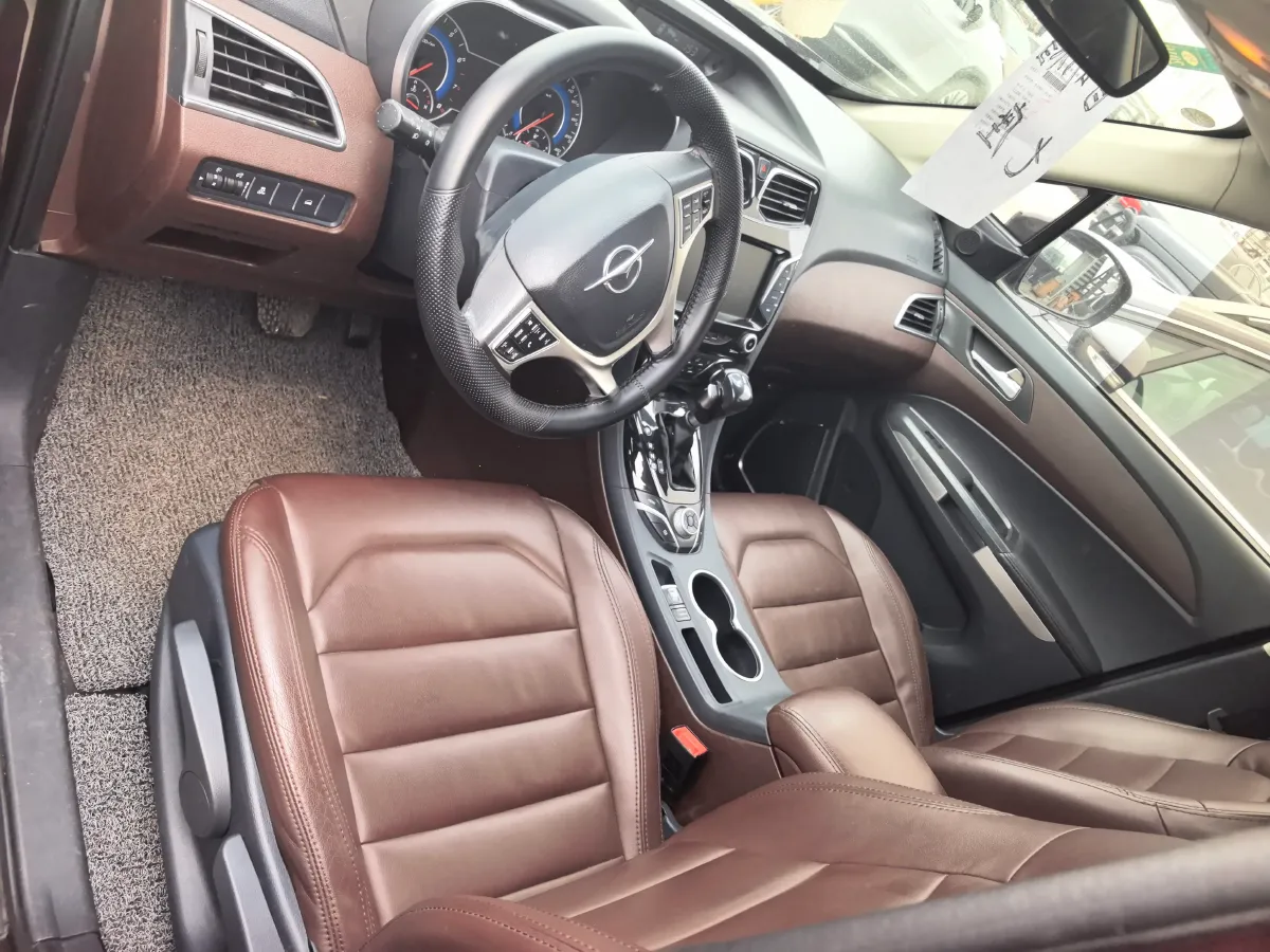 2017 HaiMa Family F7 1.5T 165HP L4 6AT,autocango,china used car exporter,china ev exporter,chinese used car exporter,chinese used ev exporter