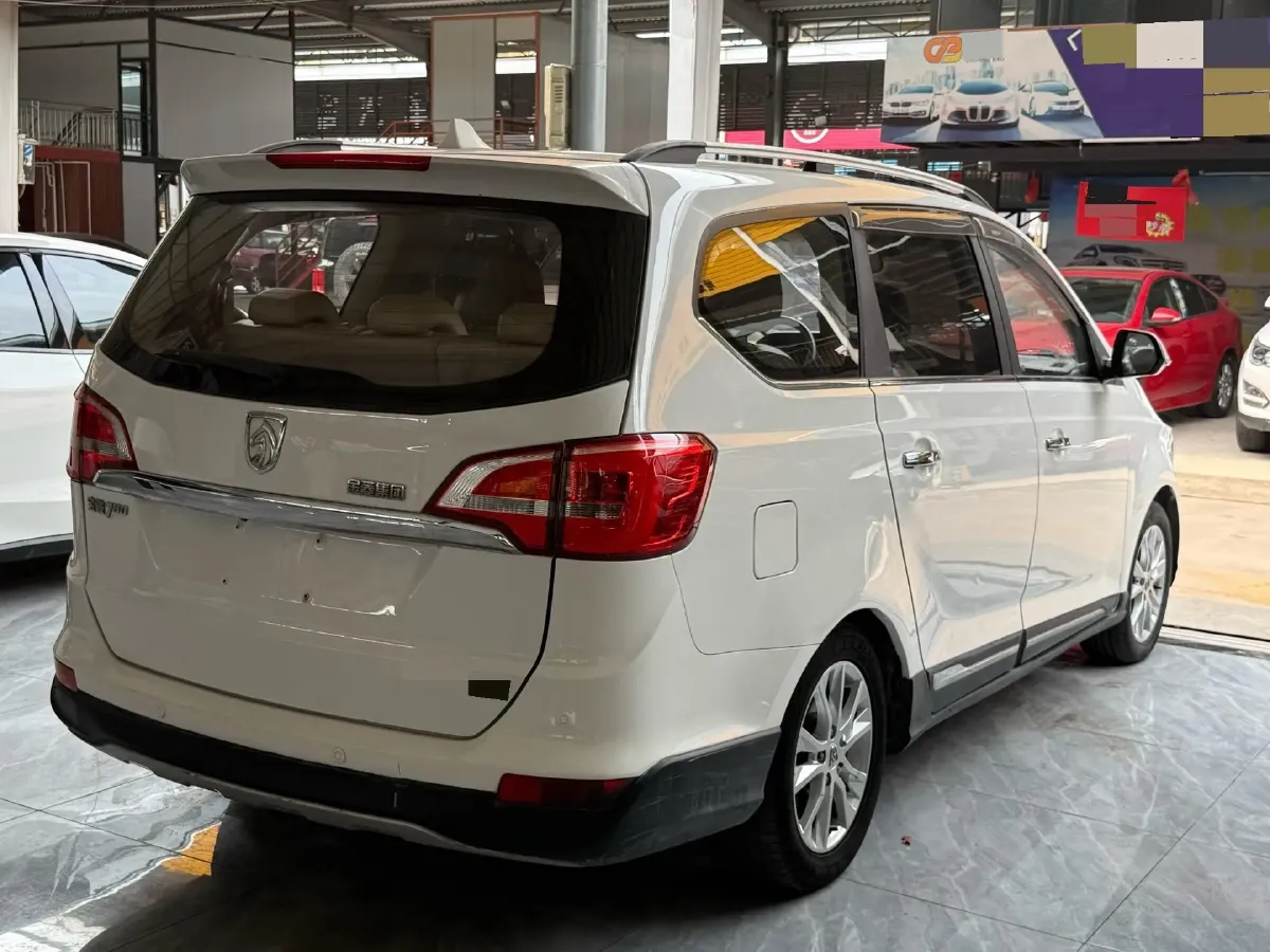 2016 BaoJun 730 1.5L 112HP L4 5MT,autocango,china used car exporter,china ev exporter,chinese used car exporter,chinese used ev exporter