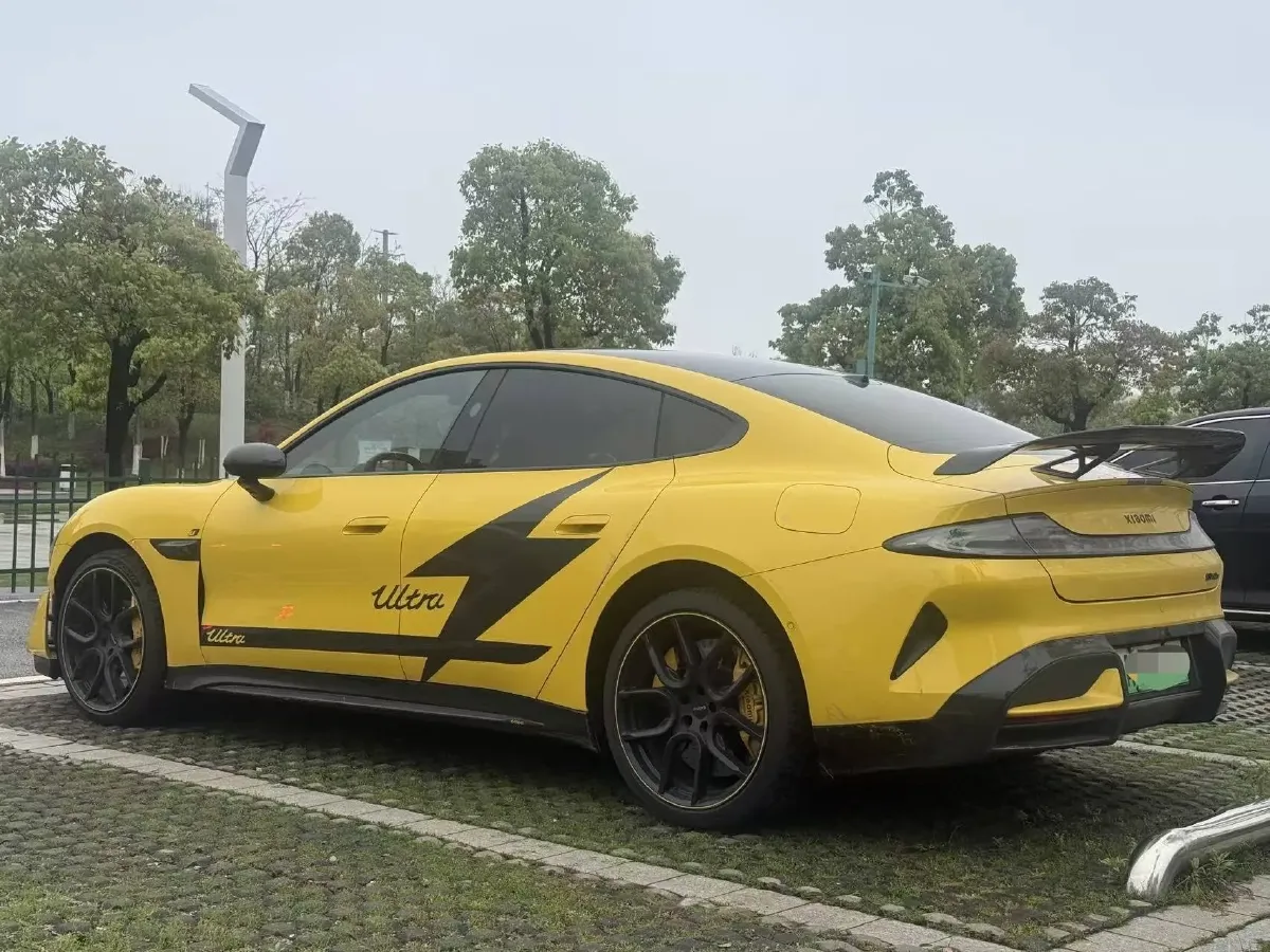 2025 MI SU7 Ultra BEV 93.7KWH,autocango,china used car exporter,china ev exporter,chinese used car exporter,chinese used ev exporter