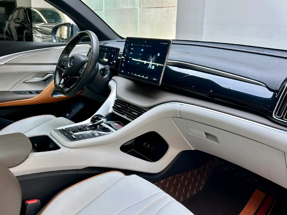 2022 Ruichi Auto EC35 BEV 82HP BEV 36.288KWH,autocango,china used car exporter,china ev exporter,chinese used car exporter,chinese used ev exporter