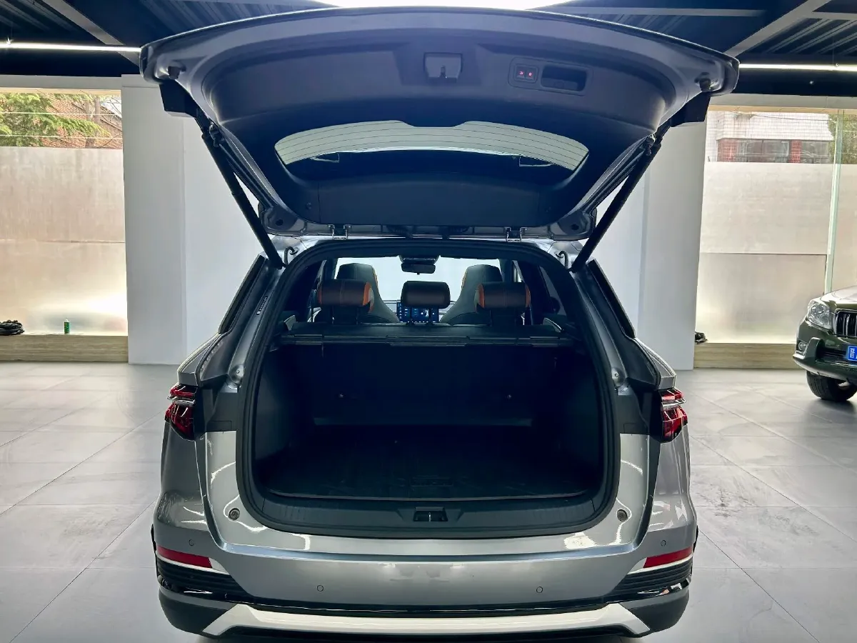 2022 Ruichi Auto EC35 BEV 82HP BEV 36.288KWH,autocango,china used car exporter,china ev exporter,chinese used car exporter,chinese used ev exporter