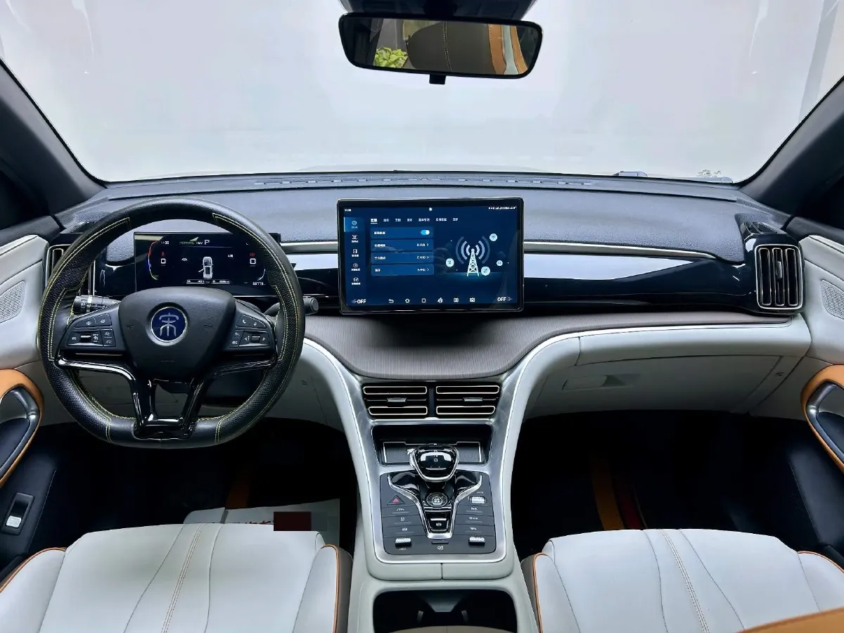 2022 Ruichi Auto EC35 BEV 82HP BEV 36.288KWH,autocango,china used car exporter,china ev exporter,chinese used car exporter,chinese used ev exporter