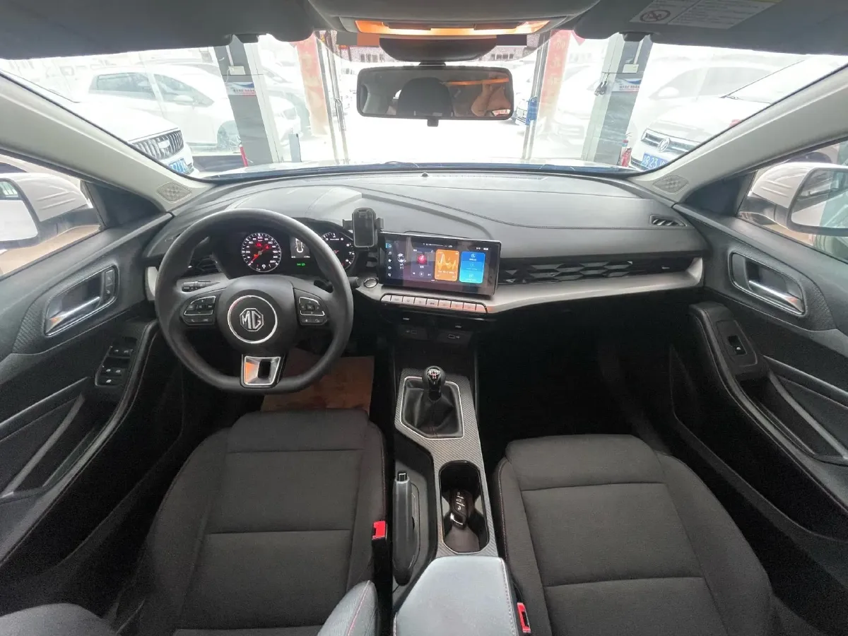 2023 MG 5 1.5L 129HP L4 5MT,autocango,china used car exporter,china ev exporter,chinese used car exporter,chinese used ev exporter