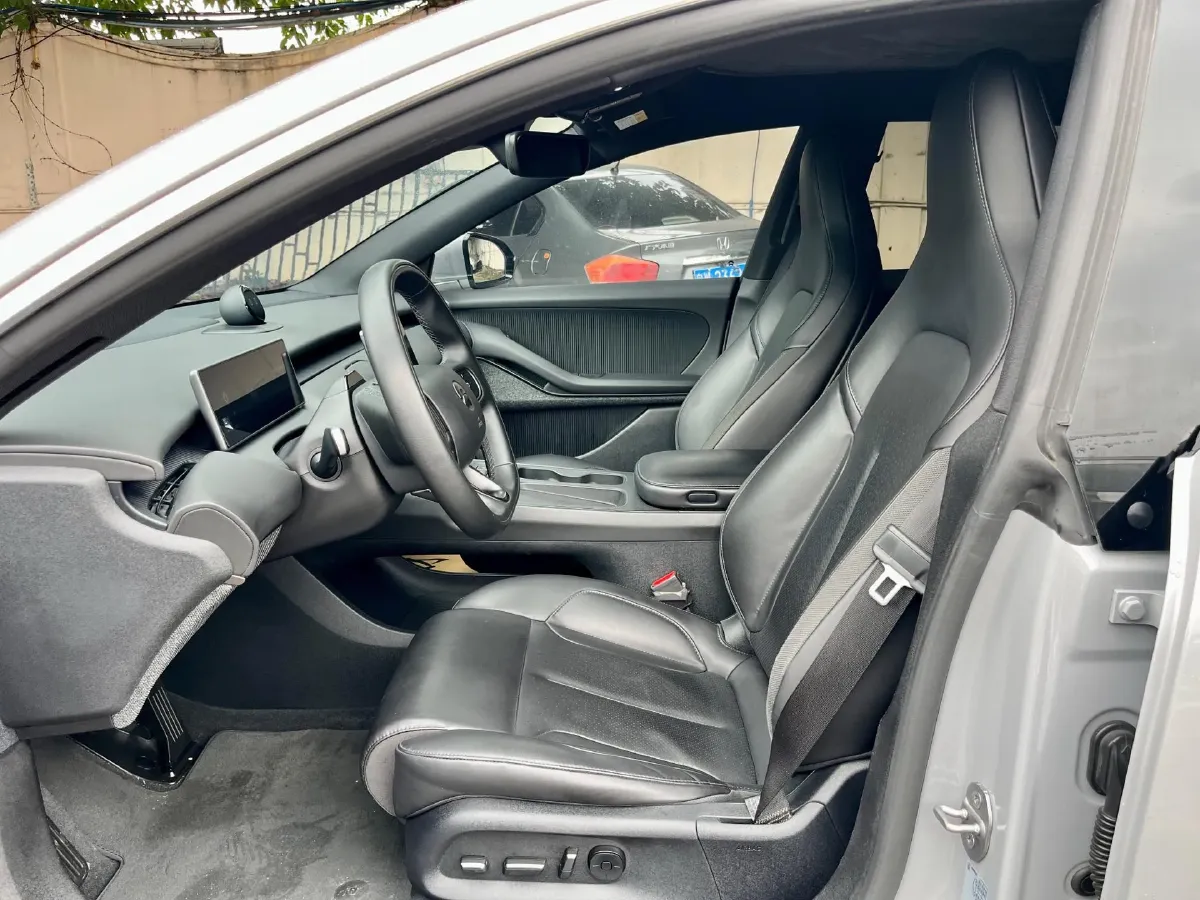 2024 NIO ET5T BEV 75KWH,autocango,china used car exporter,china ev exporter,chinese used car exporter,chinese used ev exporter