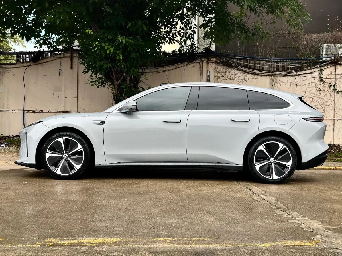 2024 NIO ET5T BEV 75KWH,autocango,china used car exporter,china ev exporter,chinese used car exporter,chinese used ev exporter