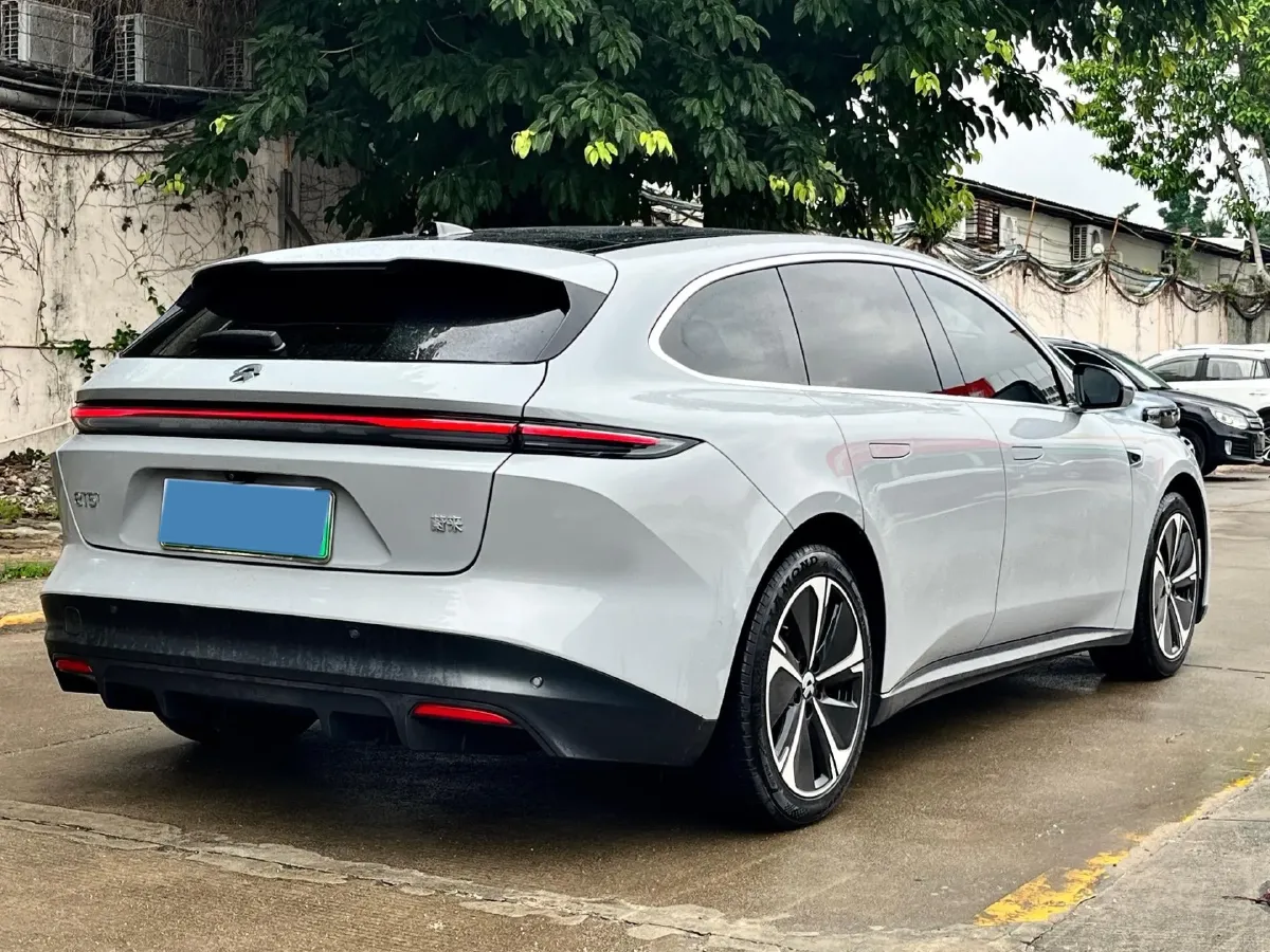 2024 NIO ET5T BEV 75KWH,autocango,china used car exporter,china ev exporter,chinese used car exporter,chinese used ev exporter