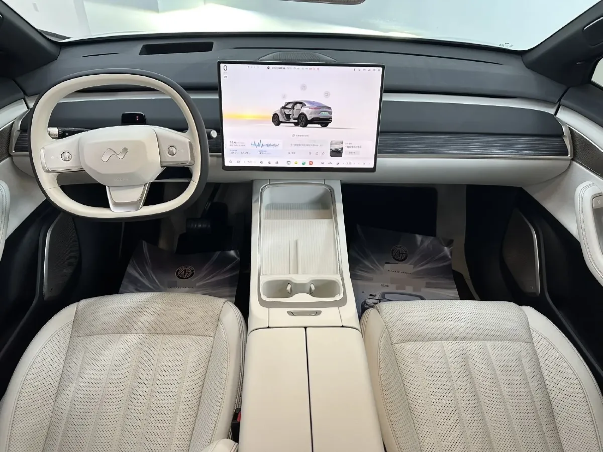 2024 IM L6 BEV 75KWH,autocango,china used car exporter,china ev exporter,chinese used car exporter,chinese used ev exporter