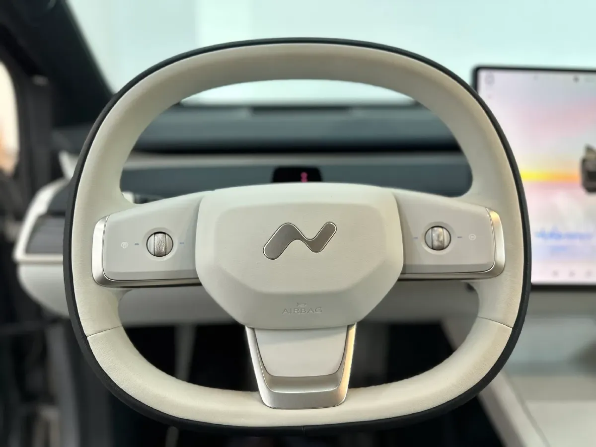 2024 IM L6 BEV 75KWH,autocango,china used car exporter,china ev exporter,chinese used car exporter,chinese used ev exporter