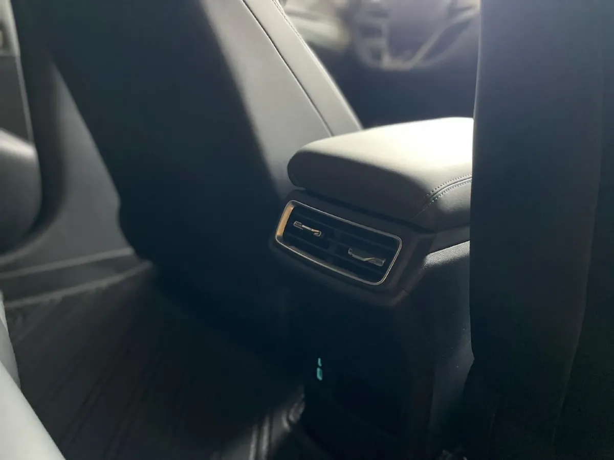 2024 BYD QinL 1.5L 101HP L4 E-CVT PHEV 10.08KWH,autocango,china used car exporter,china ev exporter,chinese used car exporter,chinese used ev exporter