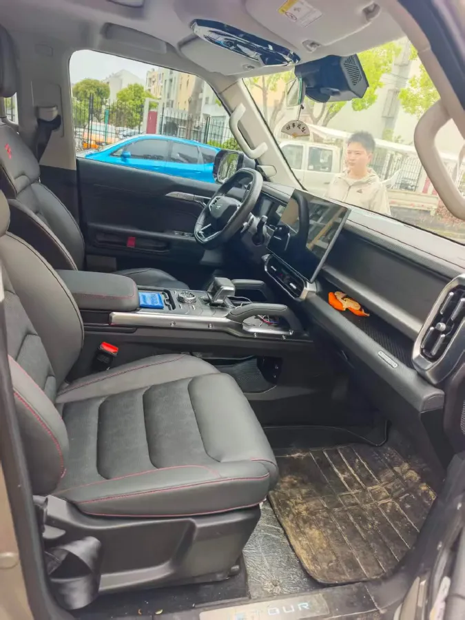 2023 Jetour Traveller 2.0T 254HP L4 7DCT,autocango,china used car exporter,china ev exporter,chinese used car exporter,chinese used ev exporter