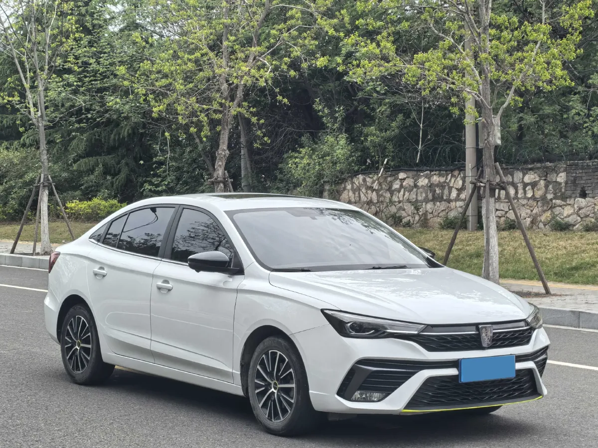2021 Roewe i5 1.5L 120HP L4 CVT,autocango,china used car exporter,china ev exporter,chinese used car exporter,chinese used ev exporter