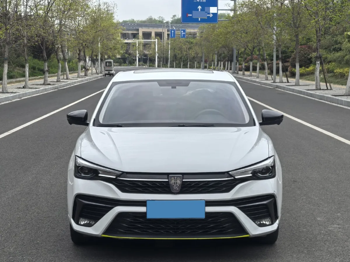 2021 Roewe i5 1.5L 120HP L4 CVT,autocango,china used car exporter,china ev exporter,chinese used car exporter,chinese used ev exporter
