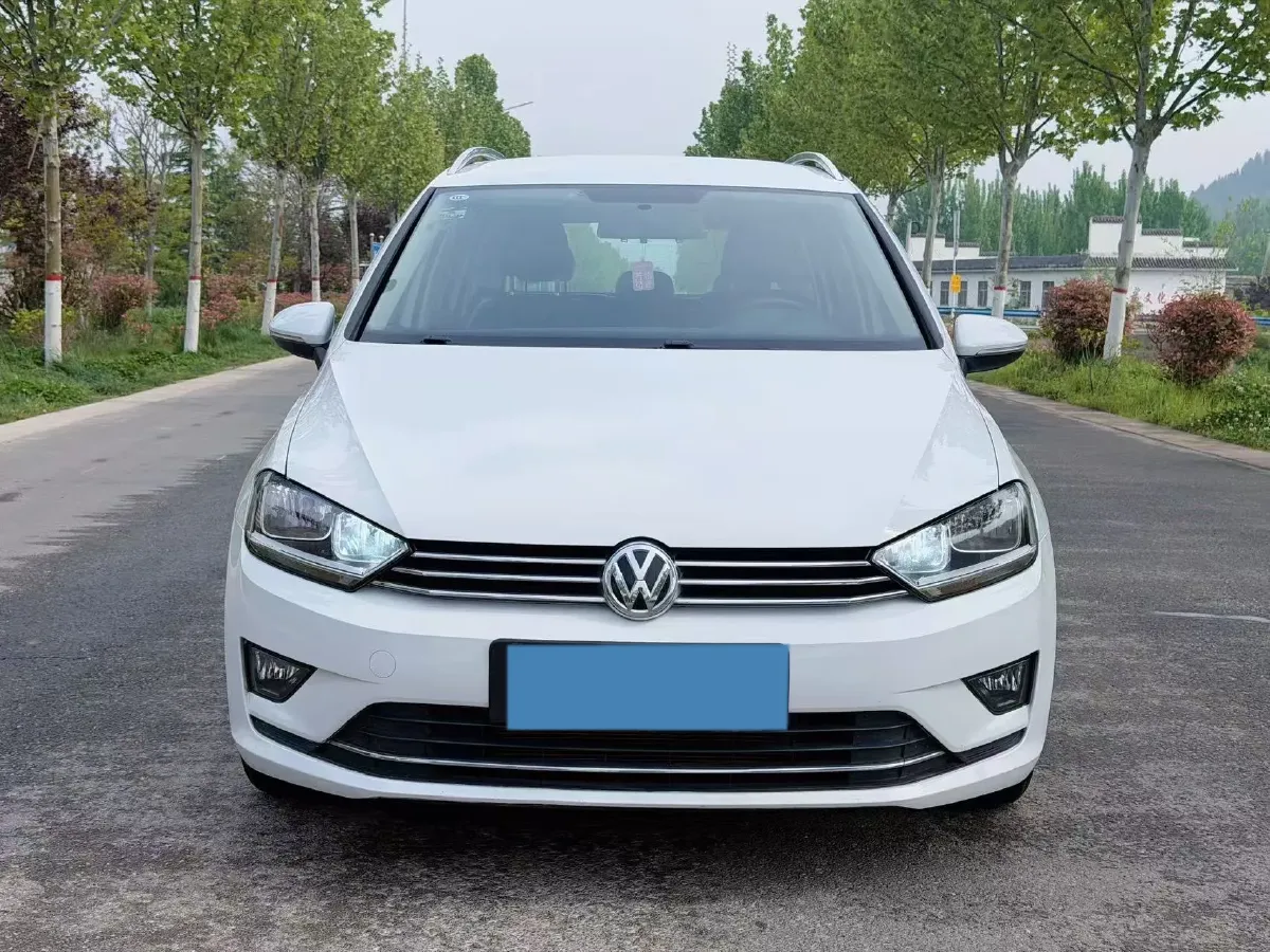 2018 Volkswagen Golf Sportsvan 1.6L 110HP L4 6AT,autocango,china used car exporter,china ev exporter,chinese used car exporter,chinese used ev exporter