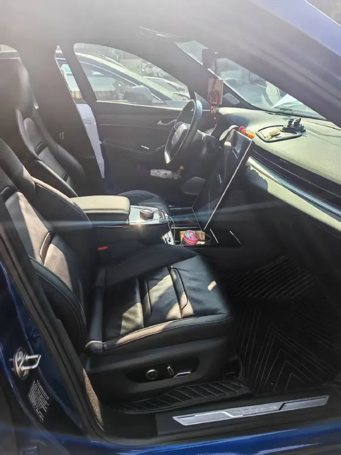 2020 SERES SF5 Range Extended 112HP REEV 35KWH,autocango,china used car exporter,china ev exporter,chinese used car exporter,chinese used ev exporter