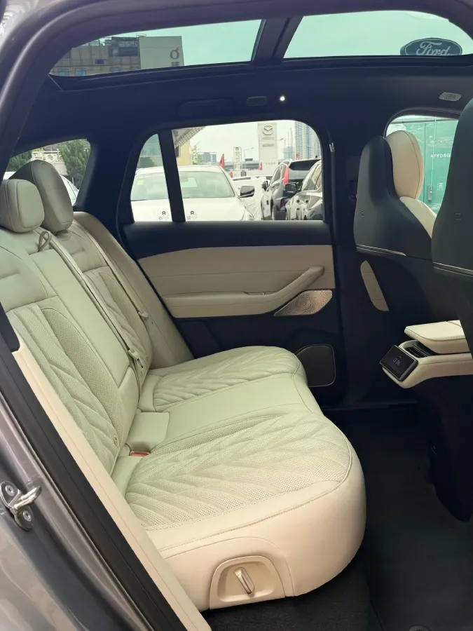 2025 Ford TransitT8 2.3T 174HP L4 8AT,autocango,china used car exporter,china ev exporter,chinese used car exporter,chinese used ev exporter