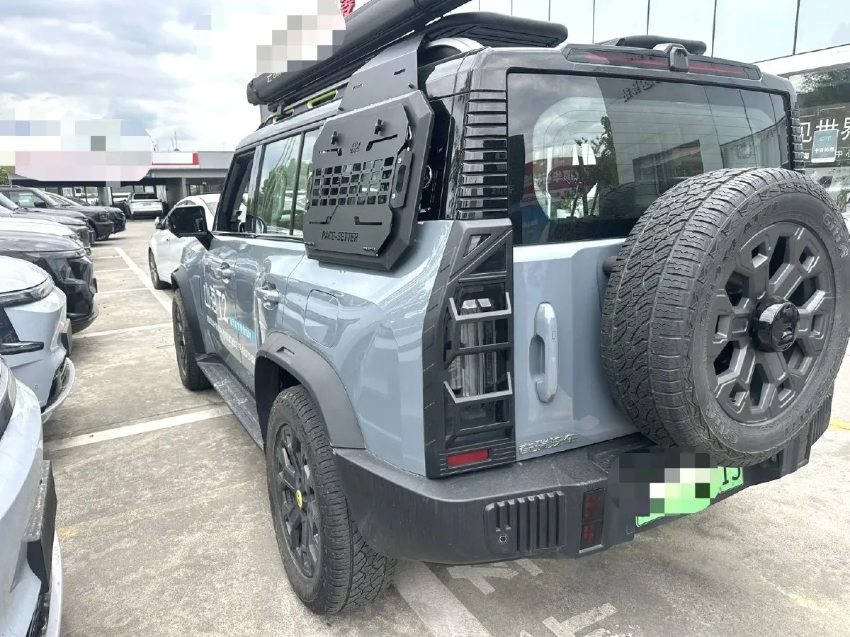 2024 Jetour ShanHai TravellerC-DM 1.5T 156HP L4 3DHT PHEV 43.24KWH,autocango,china used car exporter,china ev exporter,chinese used car exporter,chinese used ev exporter