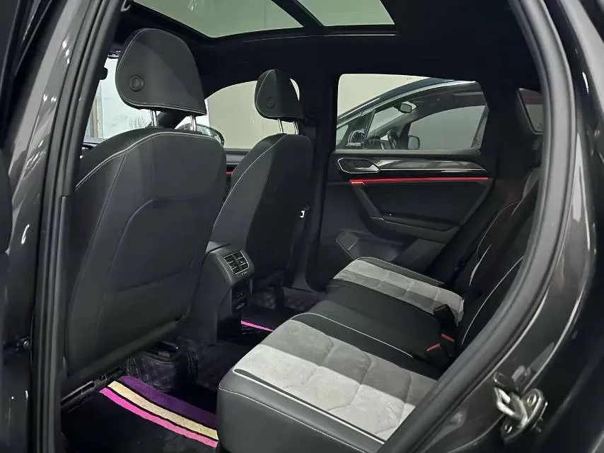 2022 Volkswagen Tayron 2.0T 186HP L4 7DCT,autocango,china used car exporter,china ev exporter,chinese used car exporter,chinese used ev exporter