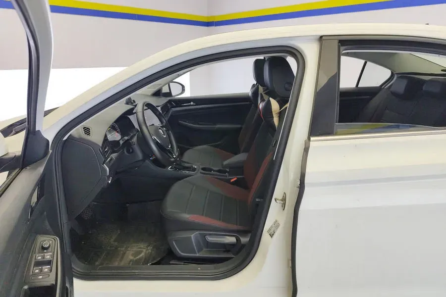 2021 Volkswagen Bora 1.5L 113HP L4 6AT,autocango,china used car exporter,china ev exporter,chinese used car exporter,chinese used ev exporter