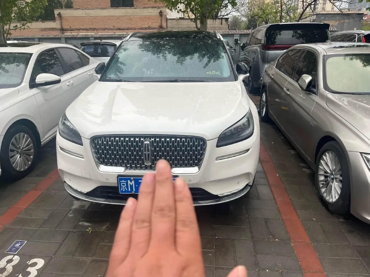 2021 Lincoln Corsair 2.0T 245HP L4 8AT,autocango,china used car exporter,china ev exporter,chinese used car exporter,chinese used ev exporter