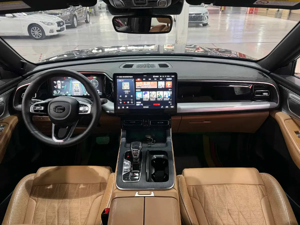 2022 GAC Trumpchi GS8 2.0T 252HP L4 8AT,autocango,china used car exporter,china ev exporter,chinese used car exporter,chinese used ev exporter