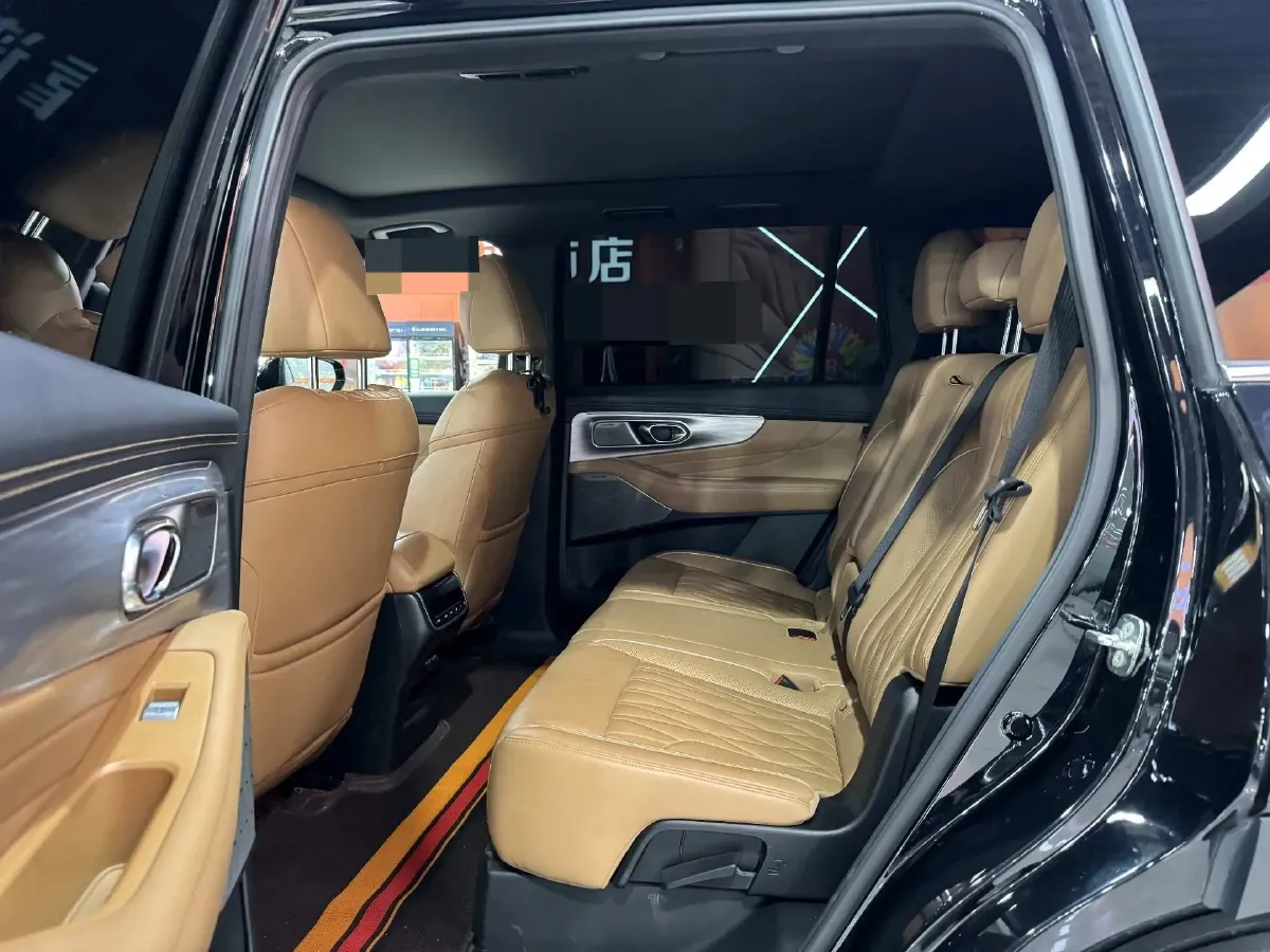 2022 GAC Trumpchi GS8 2.0T 252HP L4 8AT,autocango,china used car exporter,china ev exporter,chinese used car exporter,chinese used ev exporter