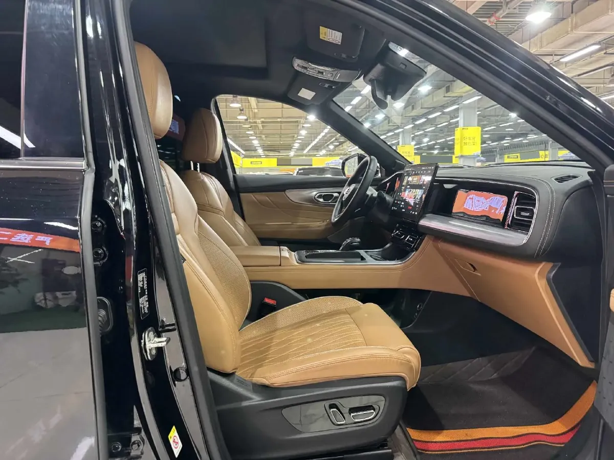 2022 GAC Trumpchi GS8 2.0T 252HP L4 8AT,autocango,china used car exporter,china ev exporter,chinese used car exporter,chinese used ev exporter