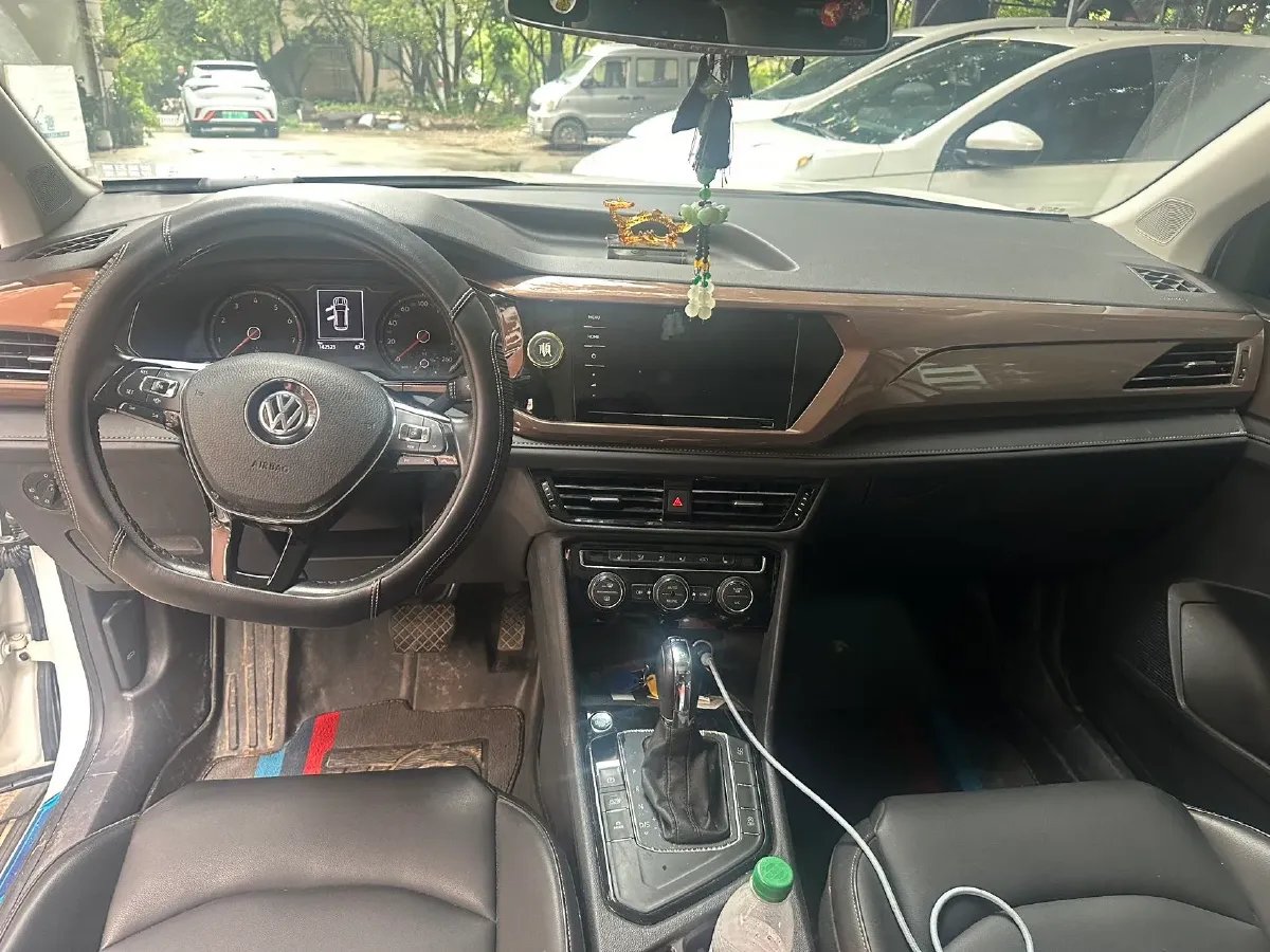 2020 Volkswagen Tharu 1.4T 150HP L4 7DCT,autocango,china used car exporter,china ev exporter,chinese used car exporter,chinese used ev exporter