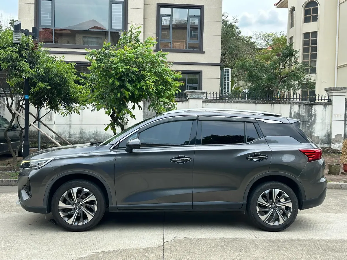 2020 GAC Trumpchi GS4 1.5T 169HP L4 6AT,autocango,china used car exporter,china ev exporter,chinese used car exporter,chinese used ev exporter