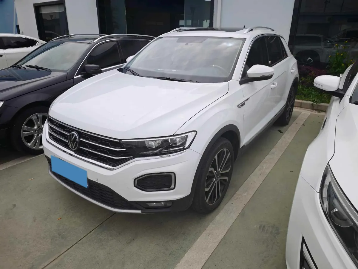 2022 Volkswagen T-Roc 1.4T 150HP L4 7DCT,autocango,china used car exporter,china ev exporter,chinese used car exporter,chinese used ev exporter