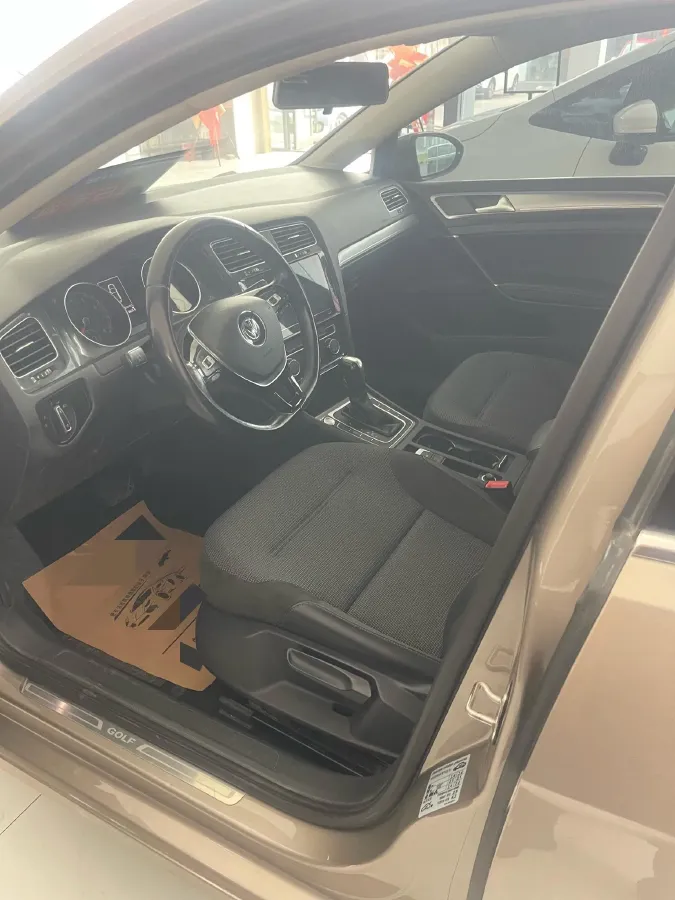 2020 Volkswagen Golf 1.4T 150HP L4 7DCT,autocango,china used car exporter,china ev exporter,chinese used car exporter,chinese used ev exporter