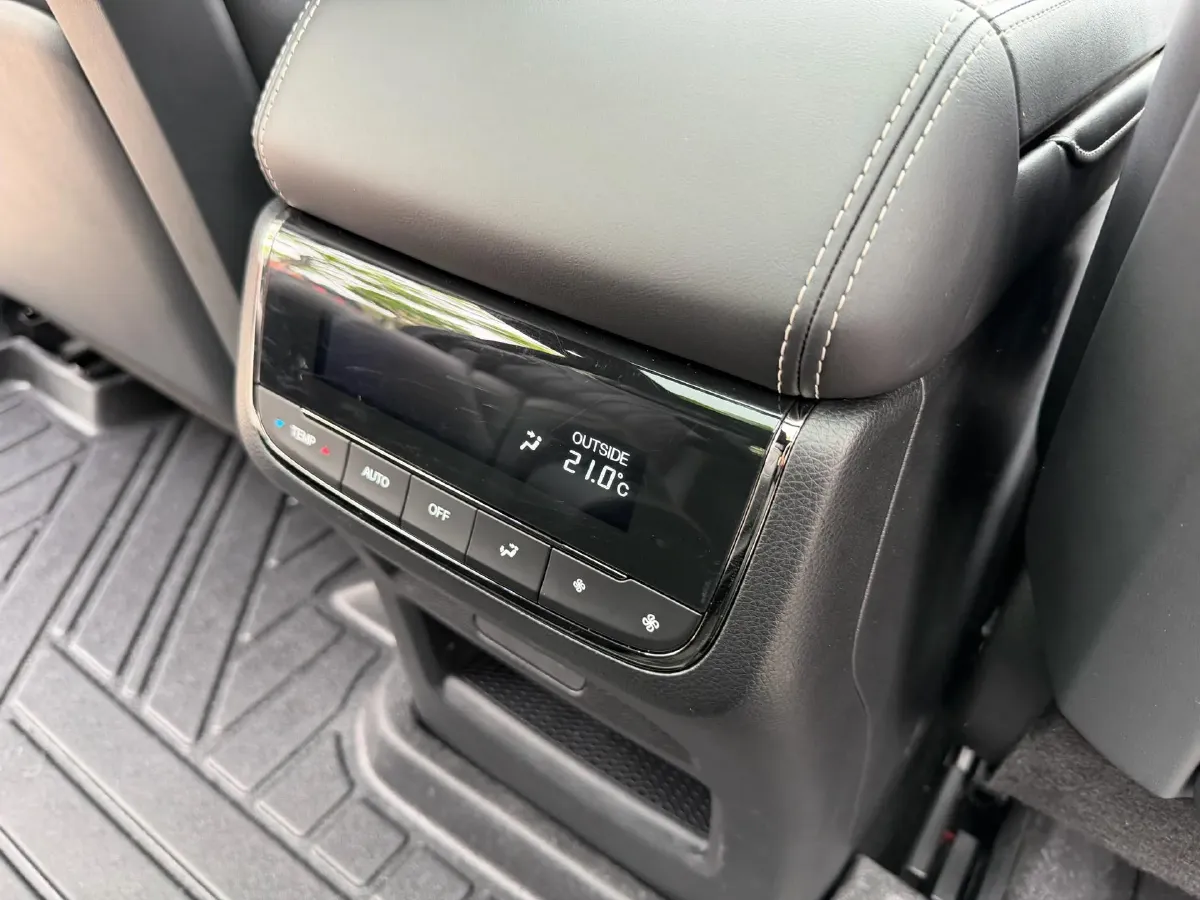 2022 GAC Trumpchi GS8 2.0T 190HP L4 E-CVT Hybrid,autocango,china used car exporter,china ev exporter,chinese used car exporter,chinese used ev exporter