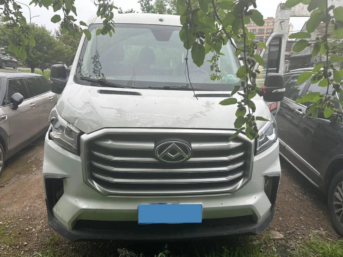 2020 MAXUS XinTu V90 2.0T 148HP L4 6MT,autocango,china used car exporter,china ev exporter,chinese used car exporter,chinese used ev exporter