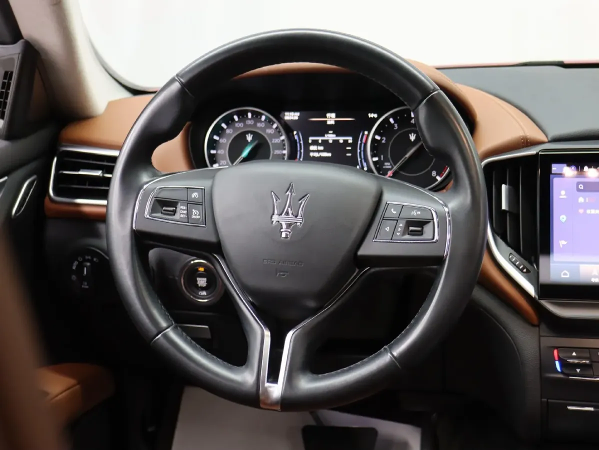 2021 Maserati Ghibli 3.0T 350HP V6 8AT,autocango,china used car exporter,china ev exporter,chinese used car exporter,chinese used ev exporter