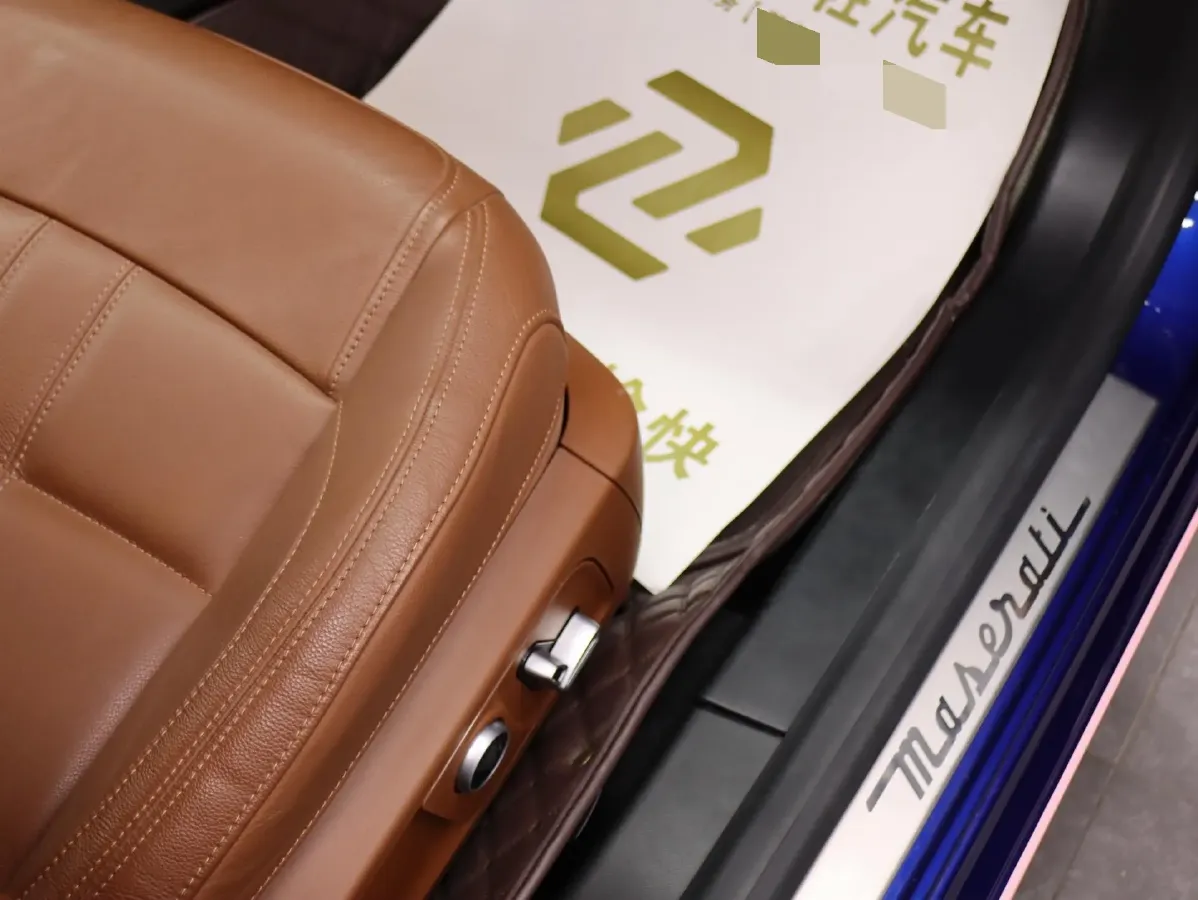 2021 Maserati Ghibli 3.0T 350HP V6 8AT,autocango,china used car exporter,china ev exporter,chinese used car exporter,chinese used ev exporter