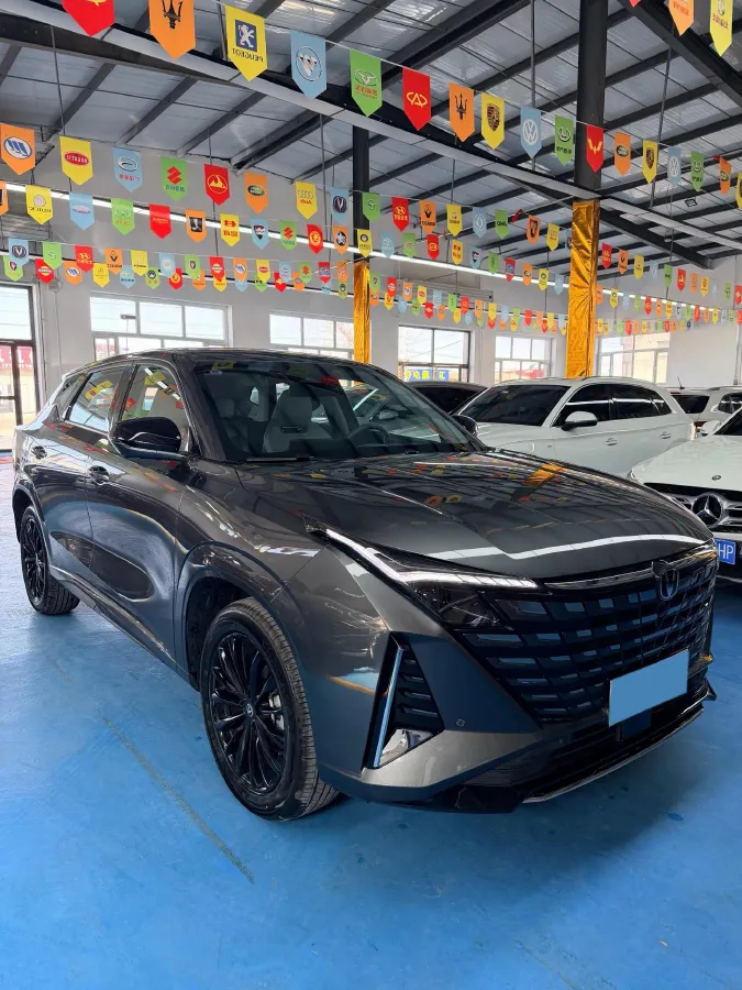 2024 ChangAn UNI-Z 1.5L 98HP L4 E-CVT PHEV 18.4KWH,autocango,china used car exporter,china ev exporter,chinese used car exporter,chinese used ev exporter