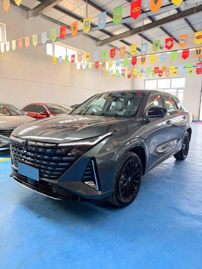 2024 ChangAn UNI-Z 1.5L 98HP L4 E-CVT PHEV 18.4KWH,autocango,china used car exporter,china ev exporter,chinese used car exporter,chinese used ev exporter