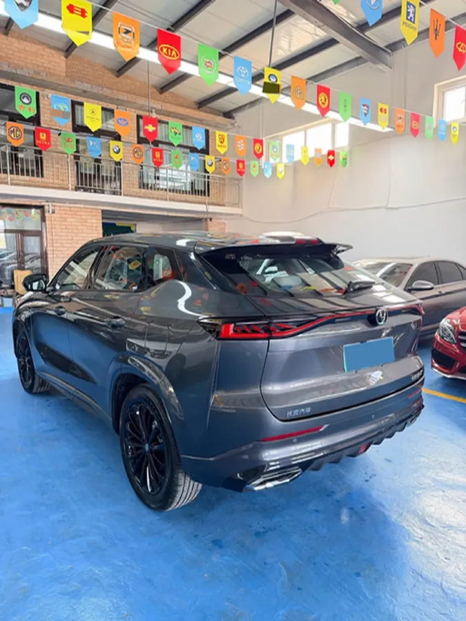 2024 ChangAn UNI-Z 1.5L 98HP L4 E-CVT PHEV 18.4KWH,autocango,china used car exporter,china ev exporter,chinese used car exporter,chinese used ev exporter