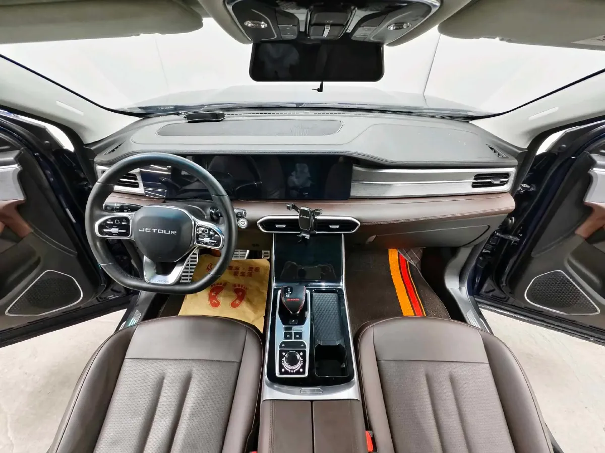 2023 Jetour X90 Plus 2.0T 254HP L4 7DCT,autocango,china used car exporter,china ev exporter,chinese used car exporter,chinese used ev exporter