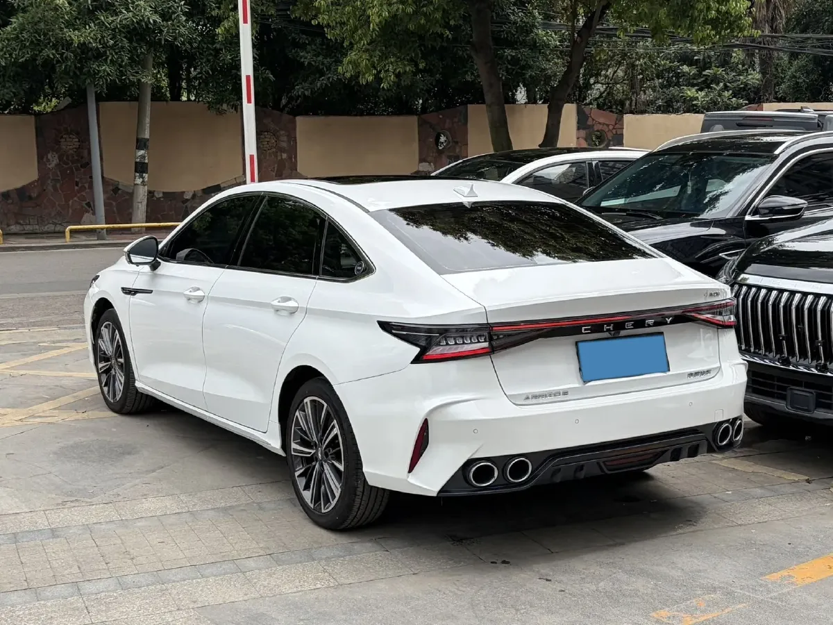 2025 Chery Arrizo 8 1.6T 197HP L4 7DCT,autocango,china used car exporter,china ev exporter,chinese used car exporter,chinese used ev exporter