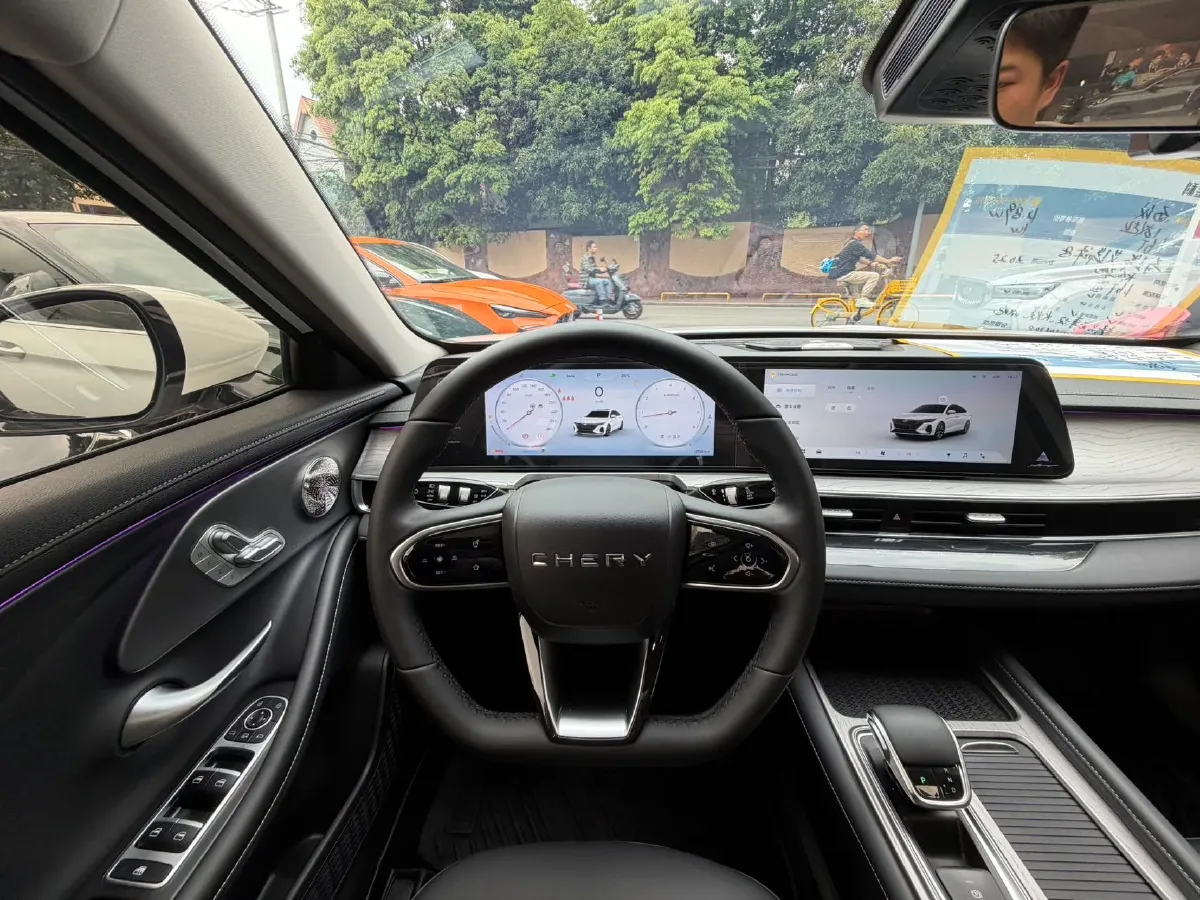 2025 Chery Arrizo 8 1.6T 197HP L4 7DCT,autocango,china used car exporter,china ev exporter,chinese used car exporter,chinese used ev exporter