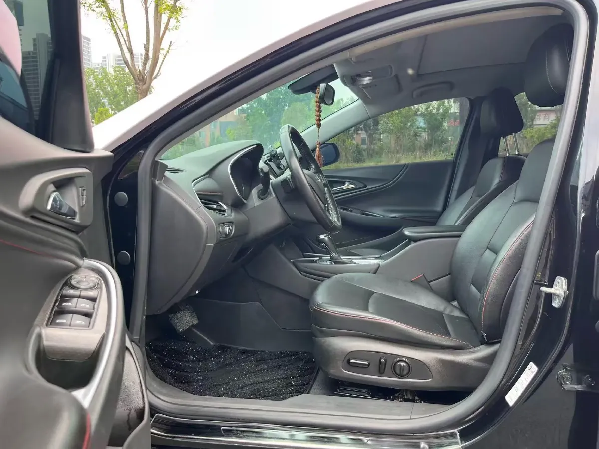 2019 Chevrolet Malibu XL 2.0T 241HP L4 9AT,autocango,china used car exporter,china ev exporter,chinese used car exporter,chinese used ev exporter