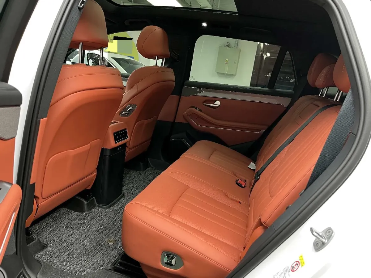 2025 BYD TangL 1.5T 156HP L4 E-CVT PHEV,autocango,china used car exporter,china ev exporter,chinese used car exporter,chinese used ev exporter