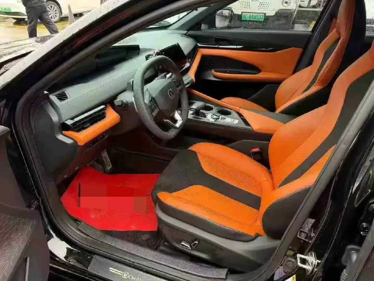 2024 ChangAn UNI-V 1.5T 188HP L4 7DCT,autocango,china used car exporter,china ev exporter,chinese used car exporter,chinese used ev exporter