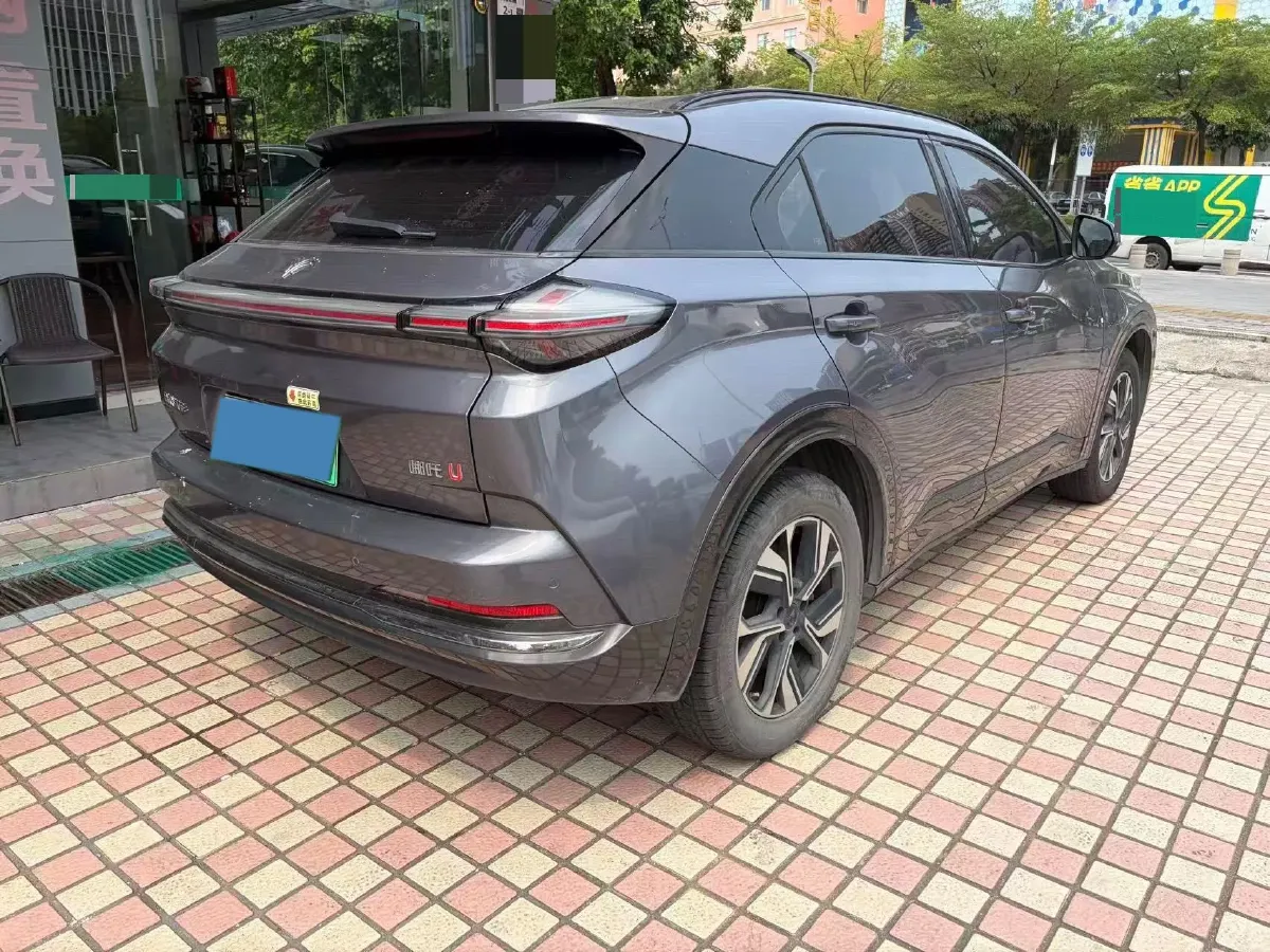 2022 Venucia Grand V 1.5T 190HP L4 7DCT,autocango,china used car exporter,china ev exporter,chinese used car exporter,chinese used ev exporter