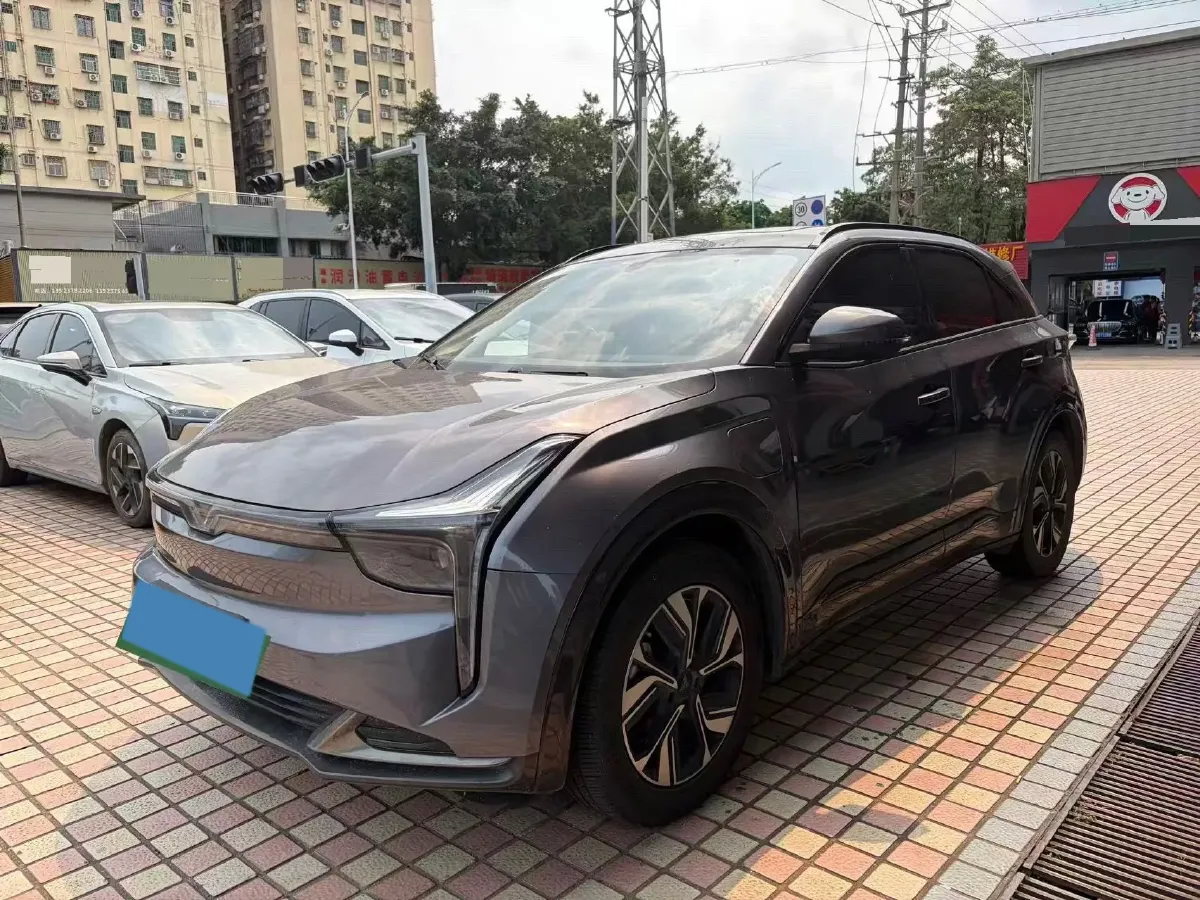 2022 Venucia Grand V 1.5T 190HP L4 7DCT,autocango,china used car exporter,china ev exporter,chinese used car exporter,chinese used ev exporter