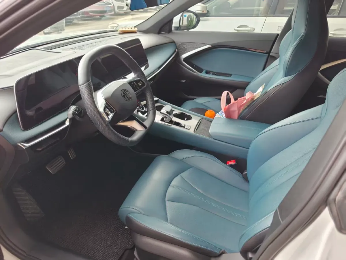 2023 MG 7 1.5T 188HP L4 7DCT,autocango,china used car exporter,china ev exporter,chinese used car exporter,chinese used ev exporter