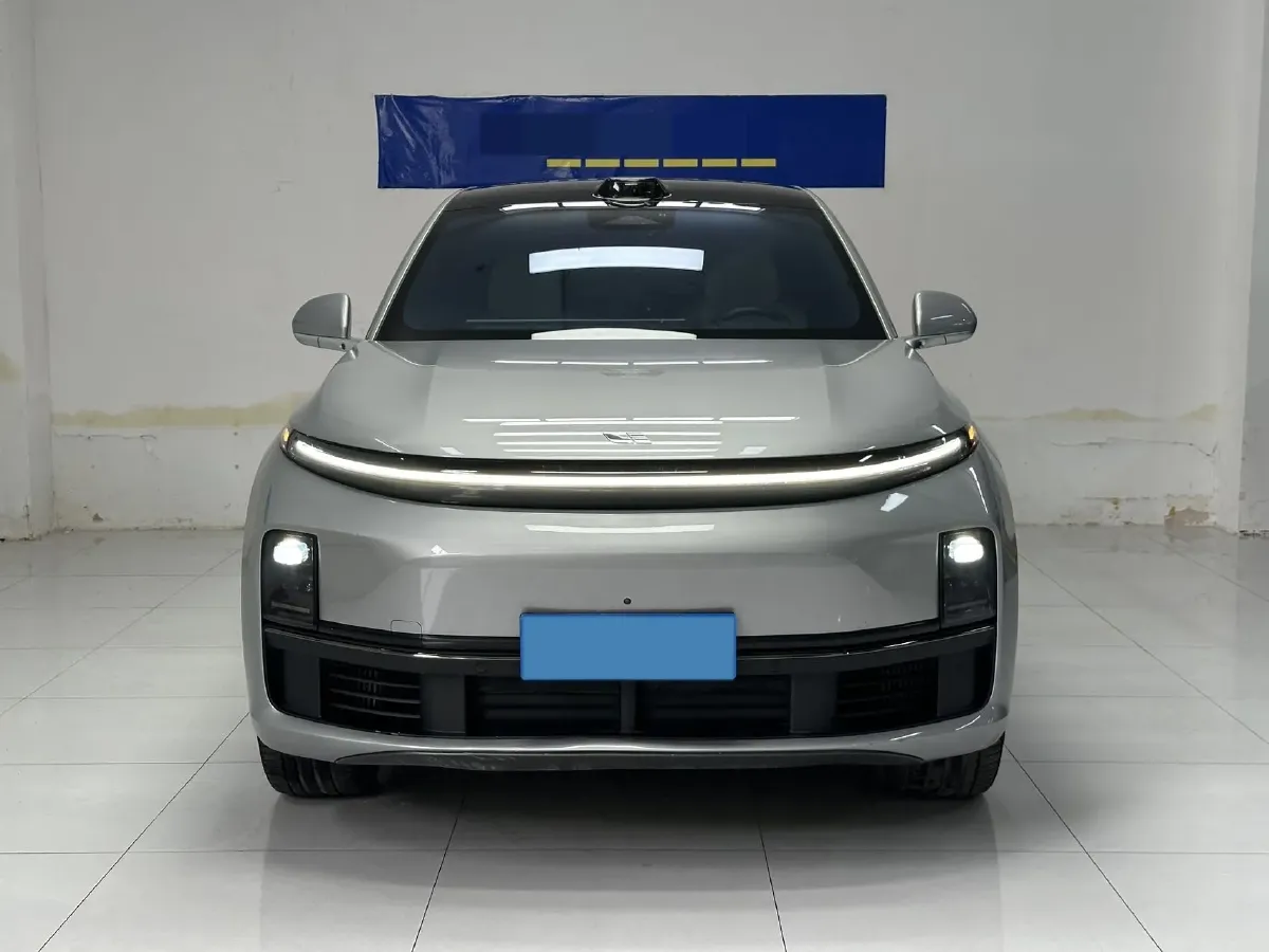 2023 Li L7 Range Extended 154HP REEV 40.9KWH,autocango,china used car exporter,china ev exporter,chinese used car exporter,chinese used ev exporter