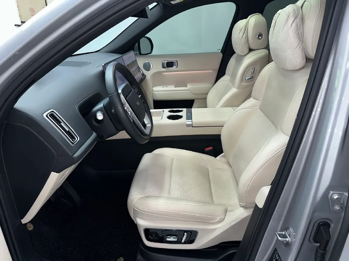 2023 Li L7 Range Extended 154HP REEV 40.9KWH,autocango,china used car exporter,china ev exporter,chinese used car exporter,chinese used ev exporter