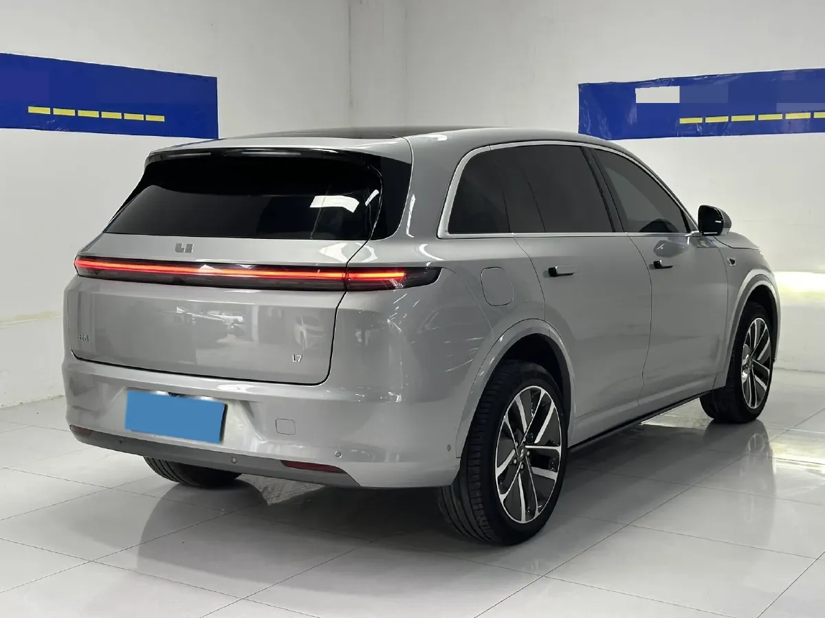 2023 Li L7 Range Extended 154HP REEV 40.9KWH,autocango,china used car exporter,china ev exporter,chinese used car exporter,chinese used ev exporter