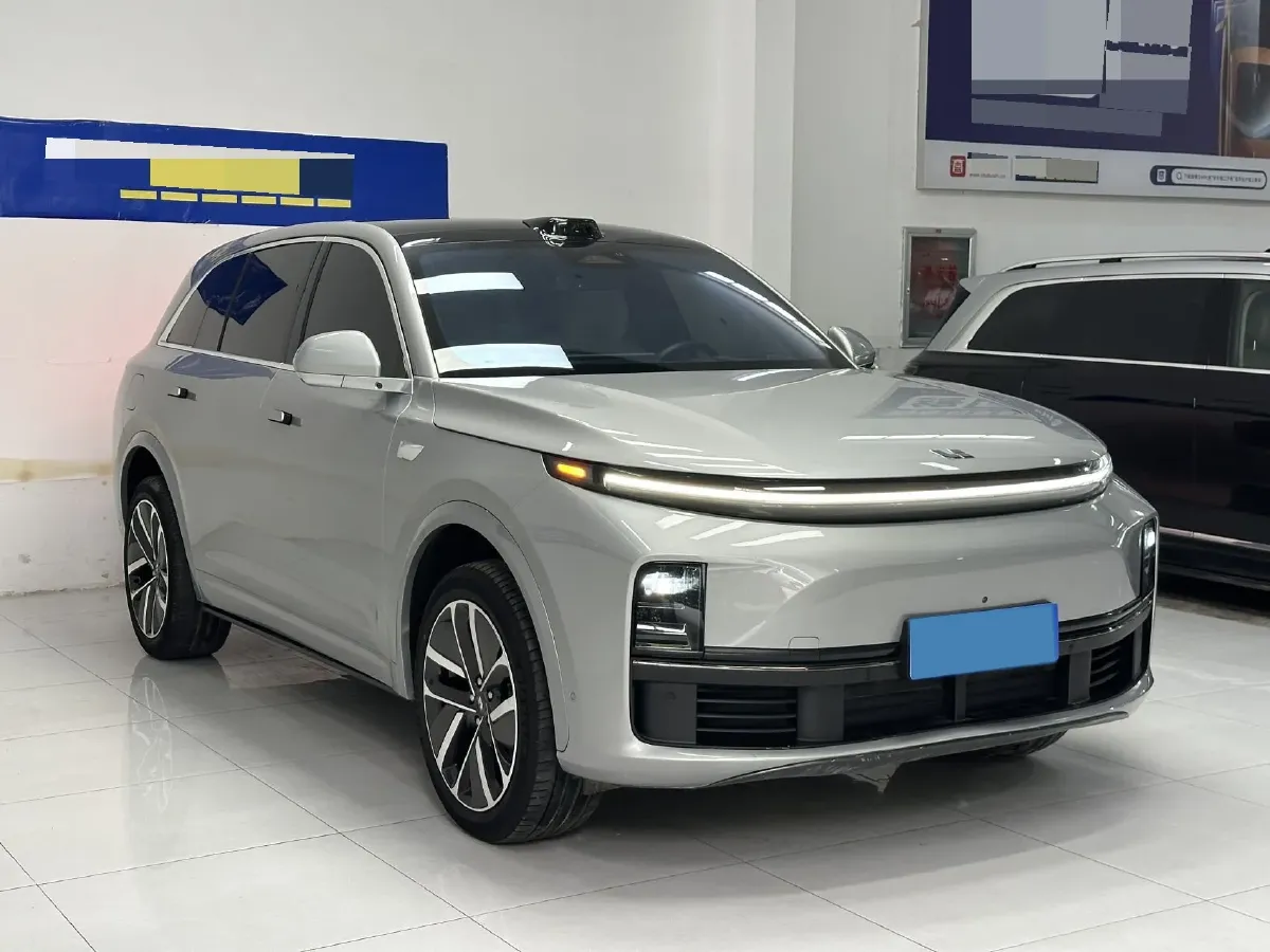 2023 Li L7 Range Extended 154HP REEV 40.9KWH,autocango,china used car exporter,china ev exporter,chinese used car exporter,chinese used ev exporter